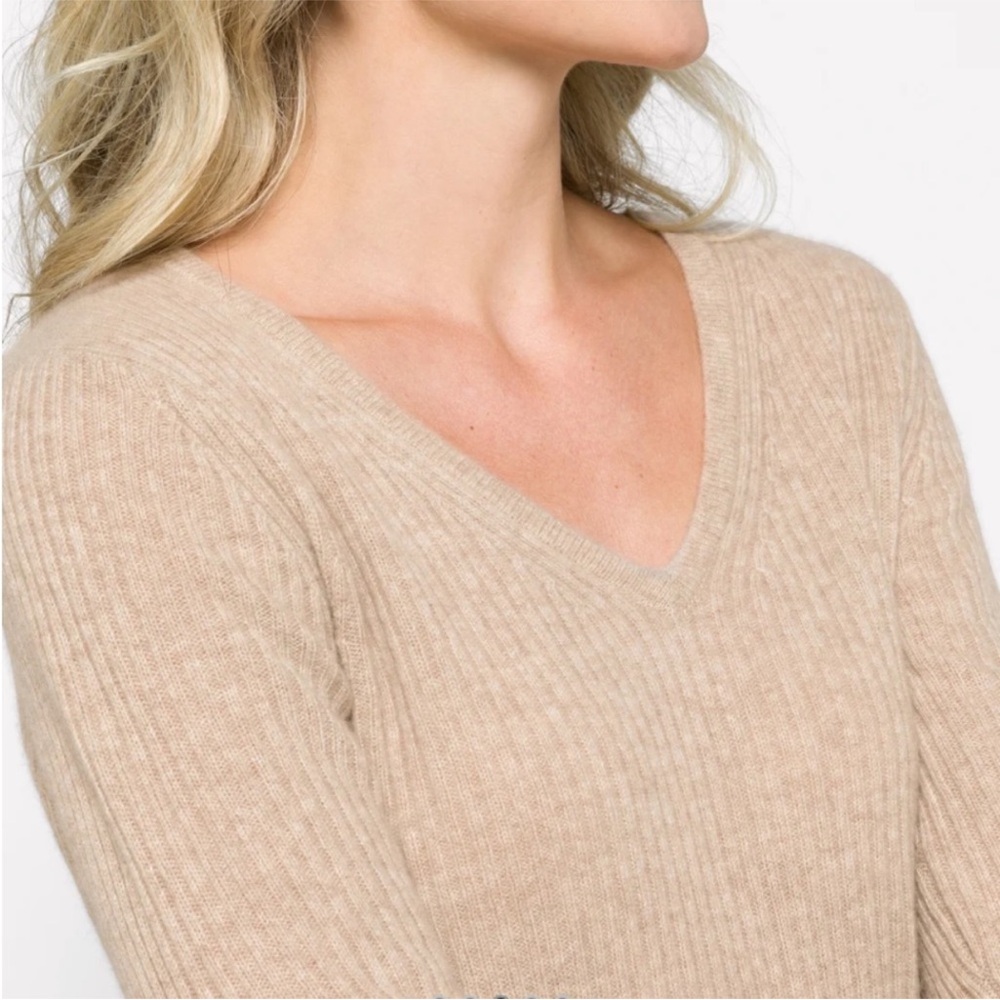 41 Hawthorn Shandley Cashmere Rib V-Neck Pullover 
Sweater